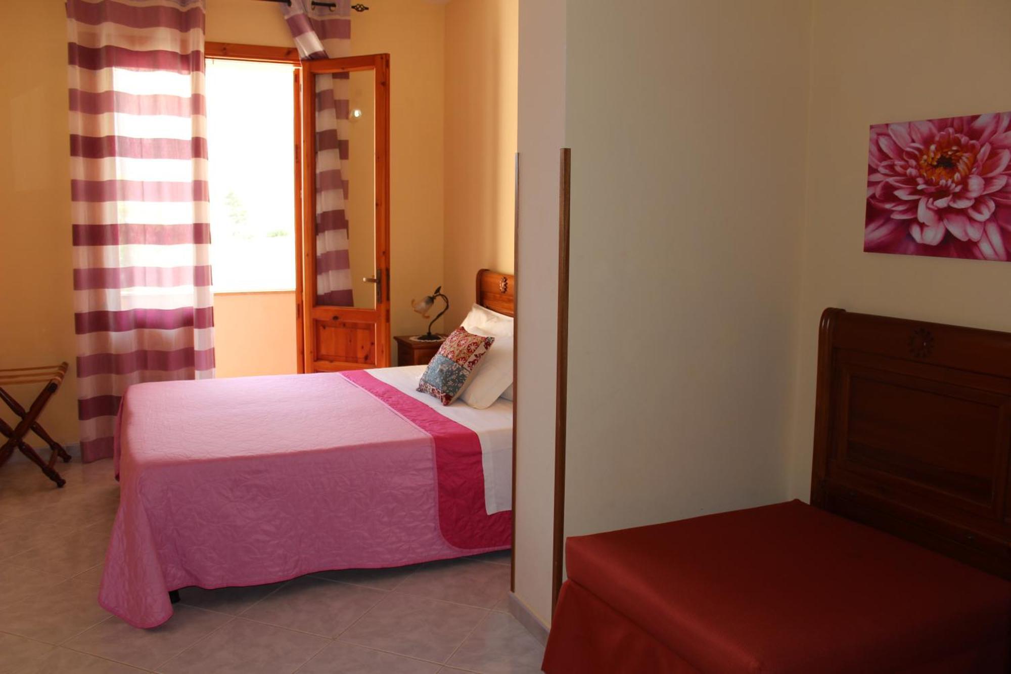 Raggio Di Sole Bed & Breakfast 마카리 외부 사진